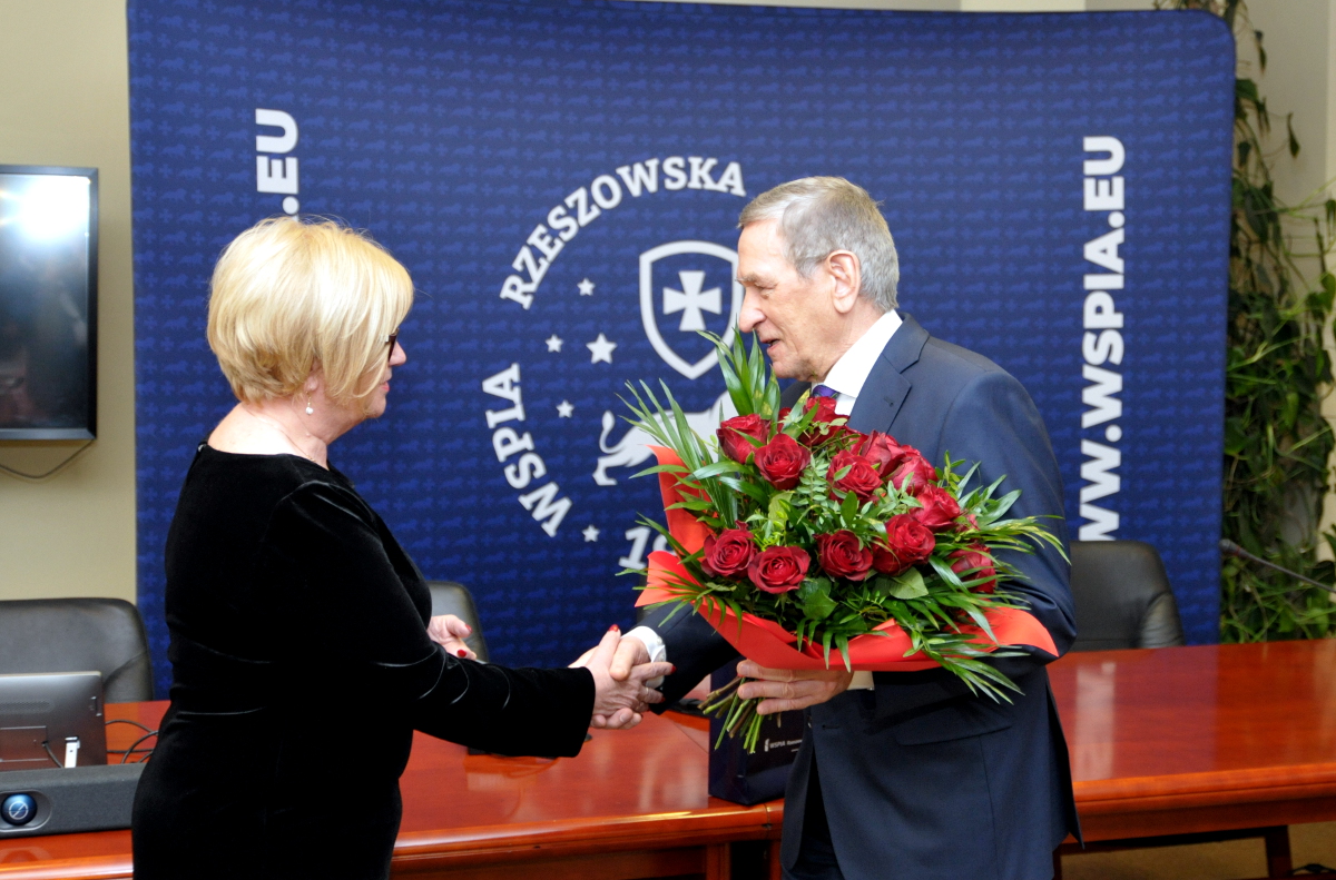 Otwarte posiedzenie Senatu WSPiA