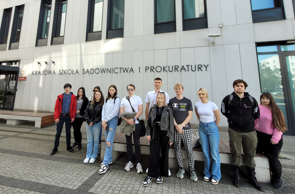 Droga do zawodu sędziego i prokuratora. Studenci z wizytą w KSSiP